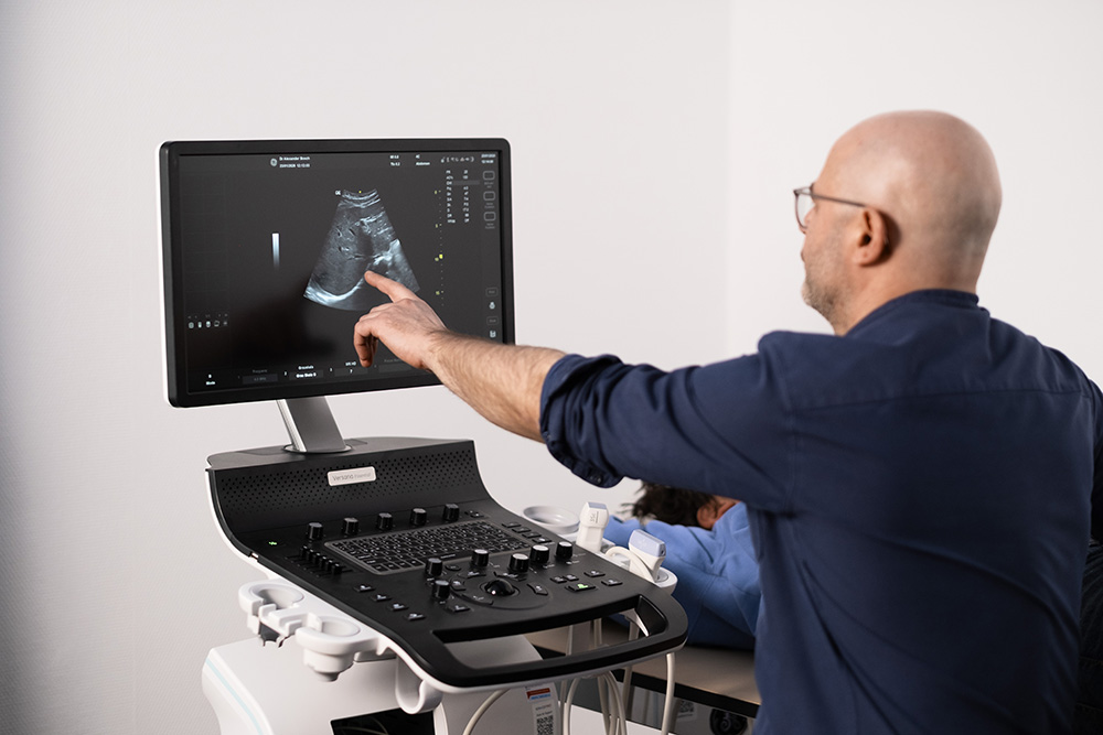 hausarzt-berlin-plaenterwald- l-ultraschalldiagnostik-dscf3227